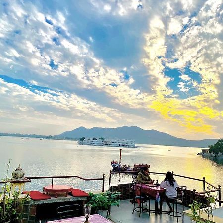 Lalghat Haveli Hotel Udaipur Exterior photo