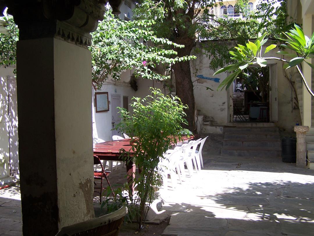 Lalghat Haveli Hotel Udaipur Exterior photo